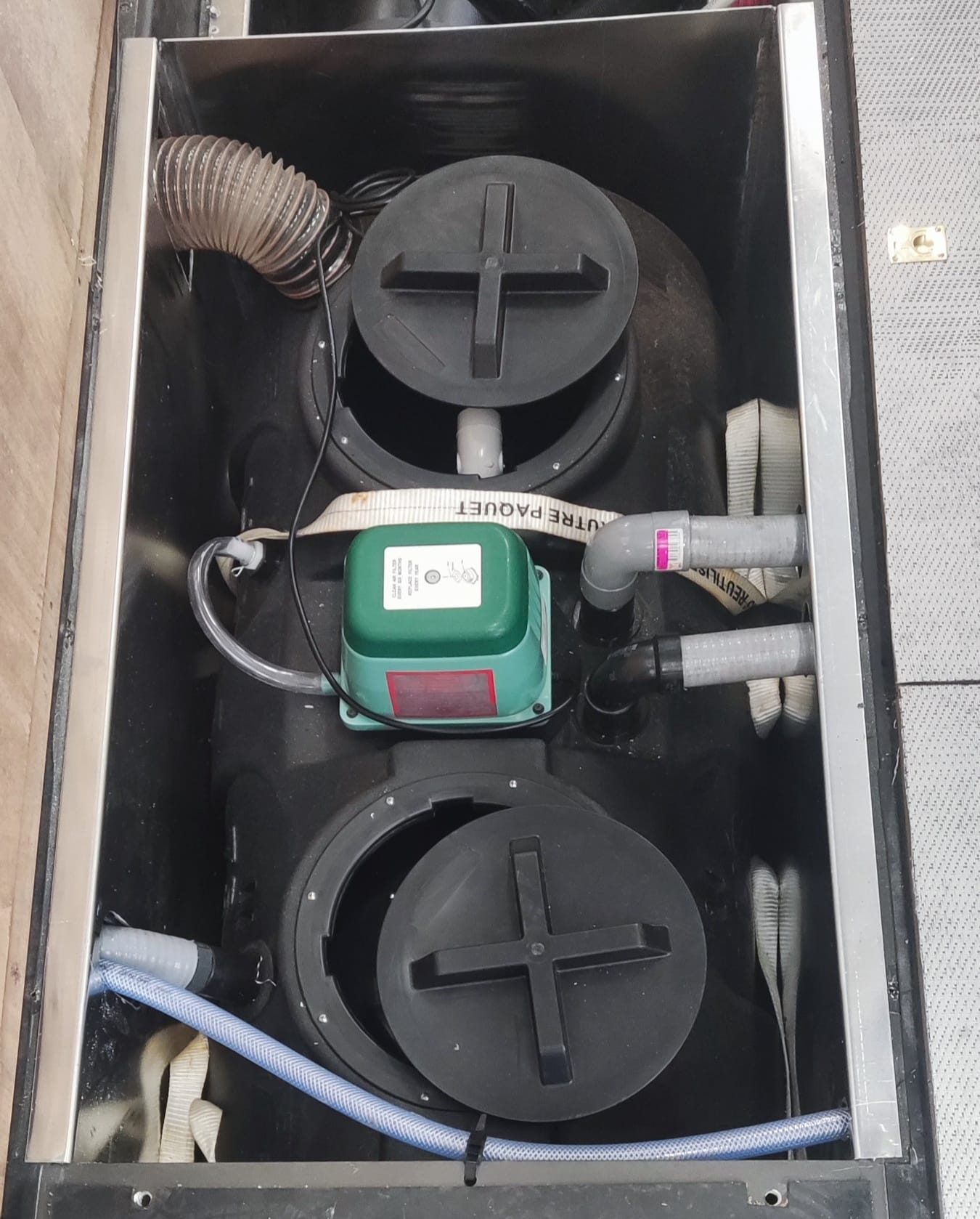 Installation réelle d'une micro-station LUS-75